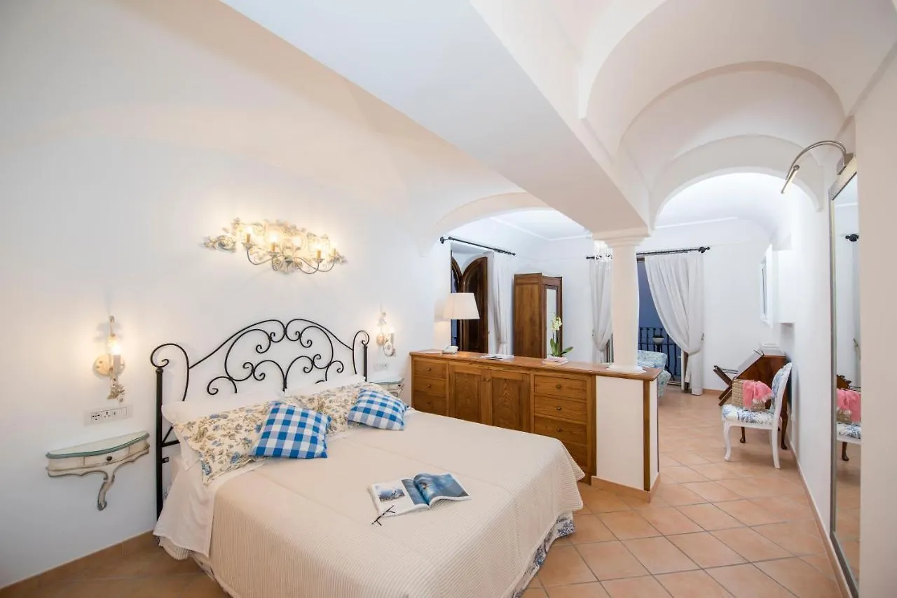 Elegant Villa In Positano With Private Pool