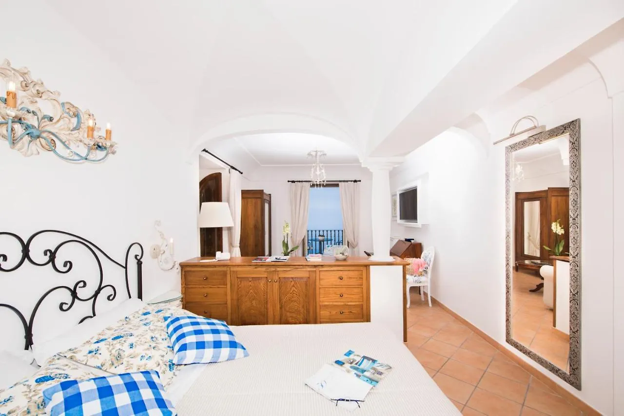 Elegant Villa In Positano With Private Pool
